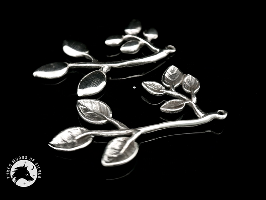 Silver Nature Leaf Earrings 28mm