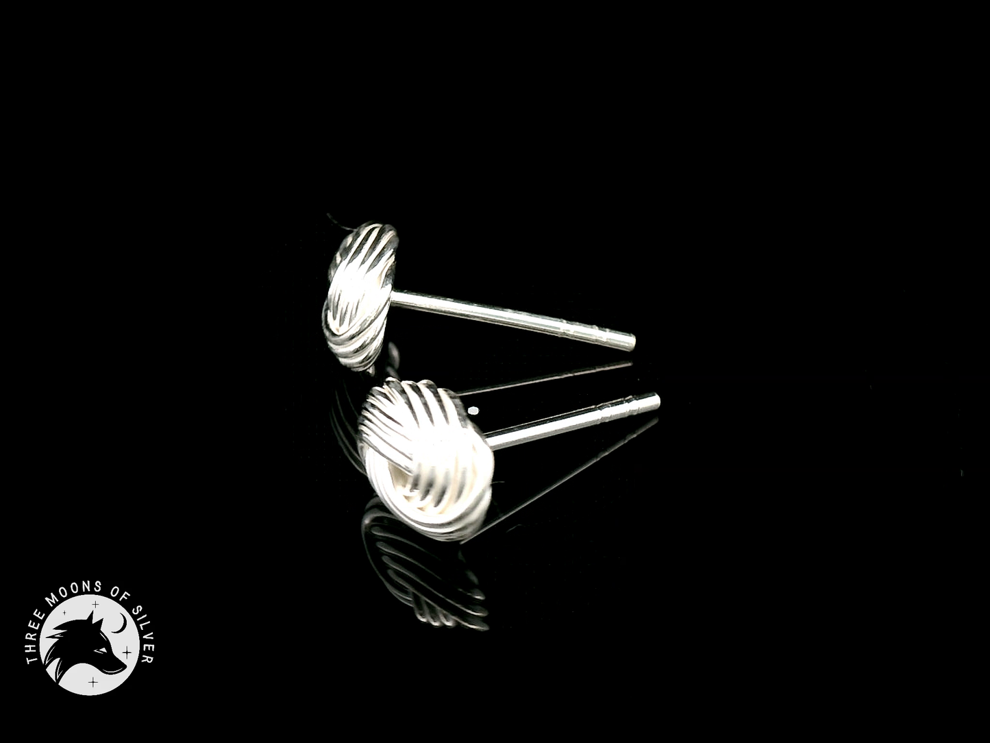Crushed Knot Silver Earrings 13mm