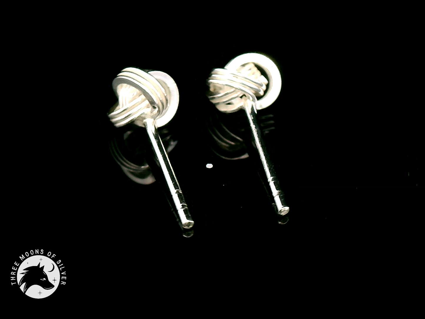 Stunning Silver Knot Earrings 14mm