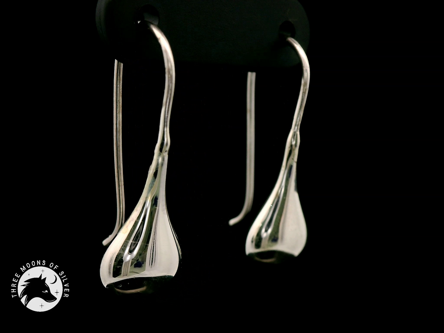 Modern Drop Shape Fish Hook 24mm