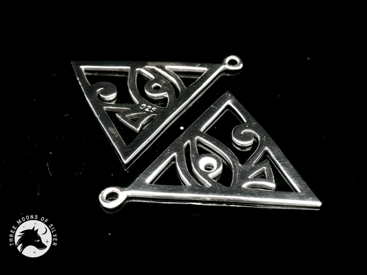 Stunning Geometric Drop Earrings 23mm