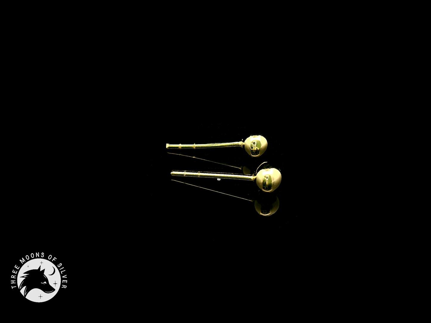 Minimalistic Elegant Stud Earrings 14mm