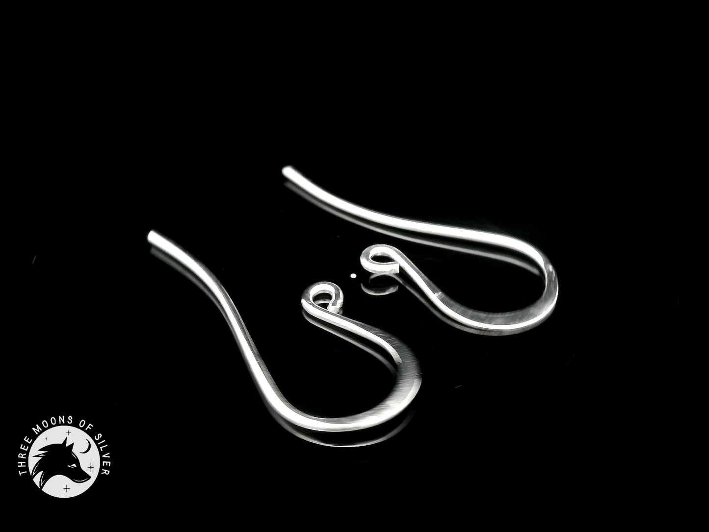Elegant Fish Hook 32mm