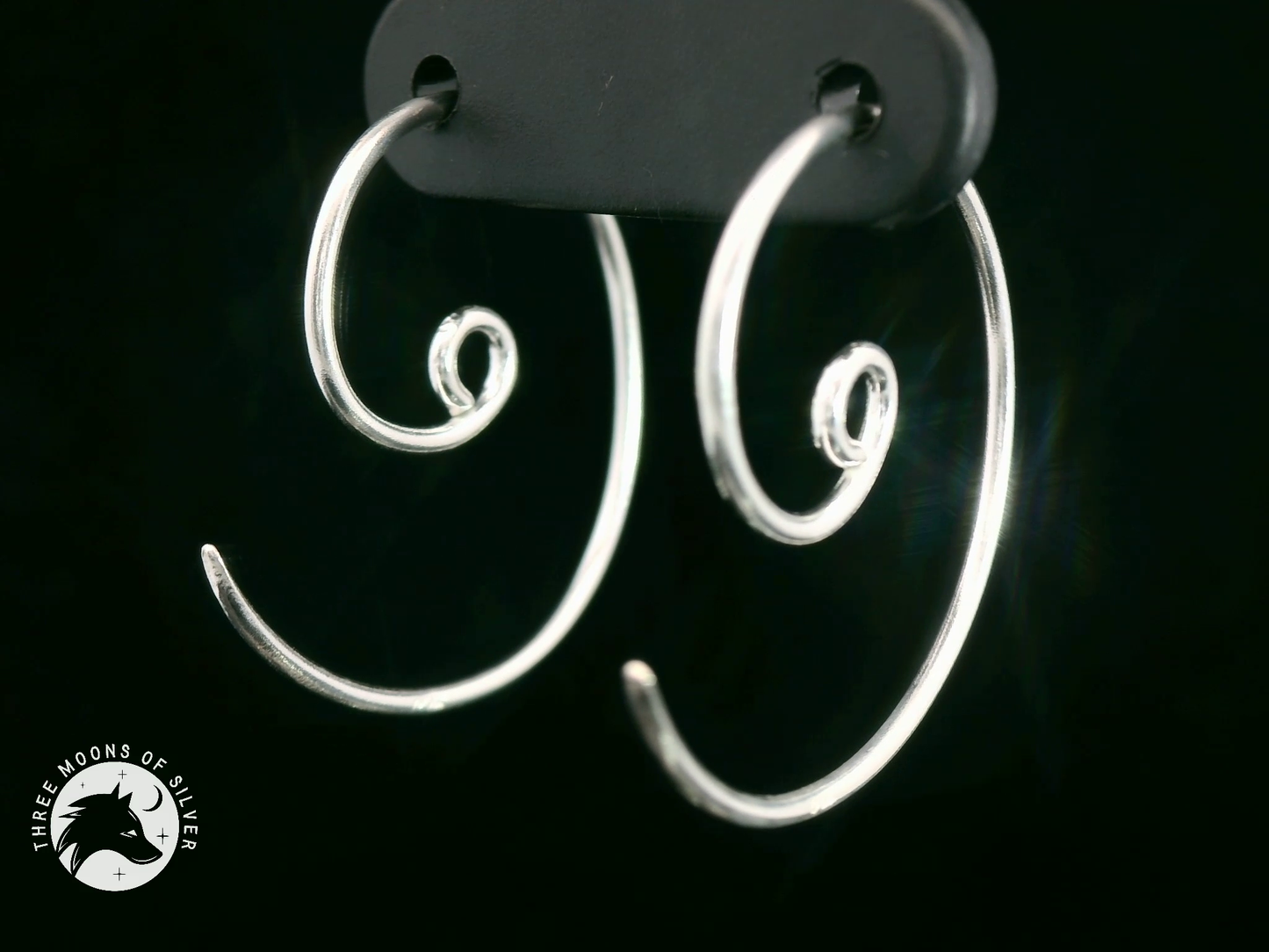 Elegant Spiral Hoop Earrings 22mm
