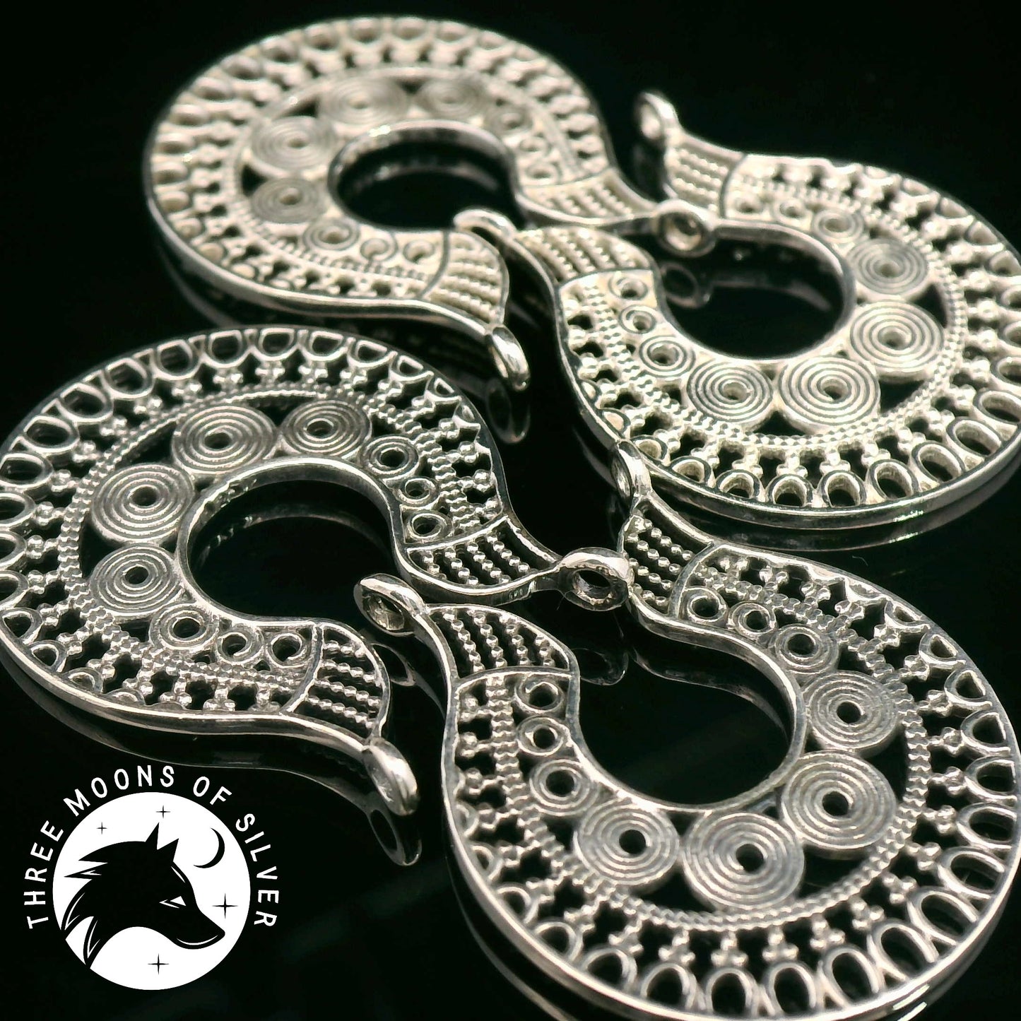 Exquisite Silver Hoop Earrings 25mm