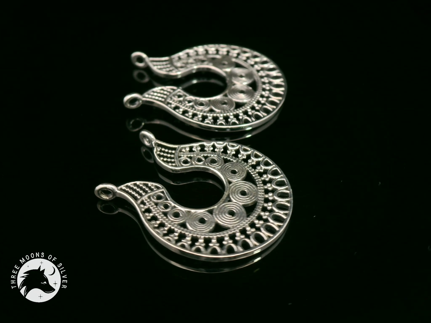 Exquisite Silver Hoop Earrings 25mm