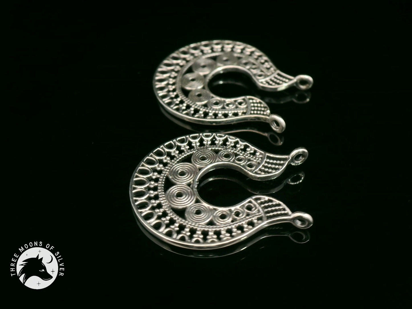 Exquisite Silver Hoop Earrings 25mm