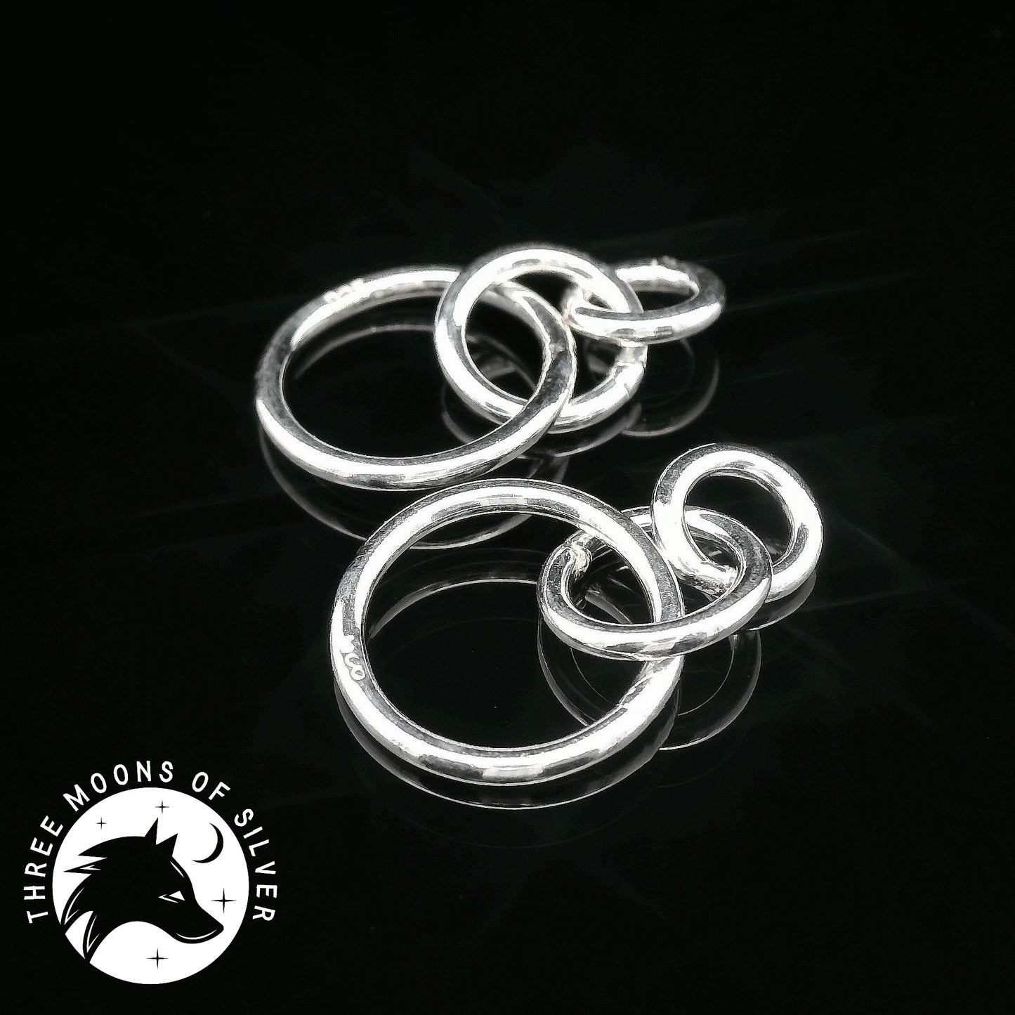 Elegant Silver Dangle Earrings 22mm