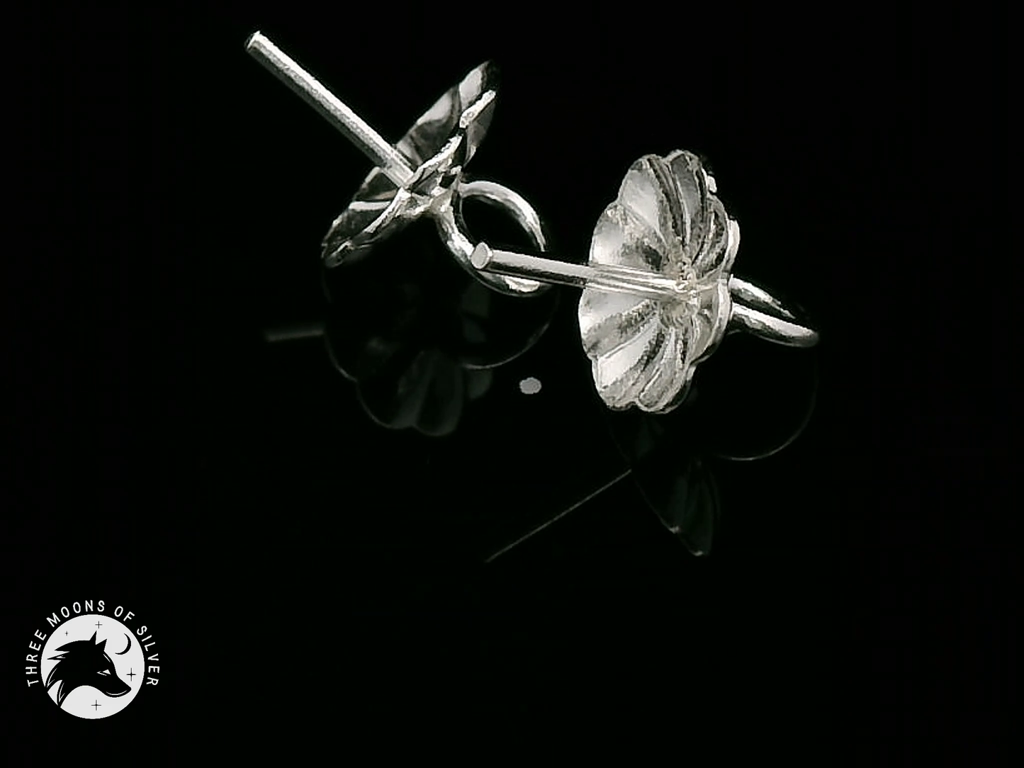 Elegant Silver Flower Earrings 6mm
