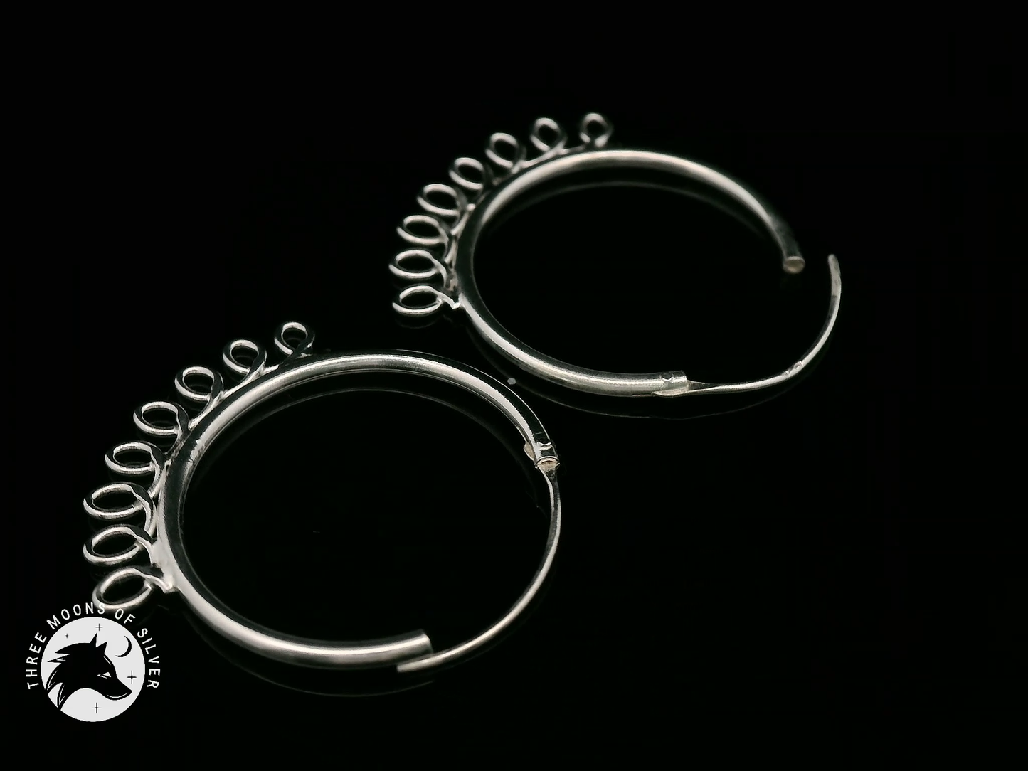 Elegant Silver Hoop Earrings 20mm