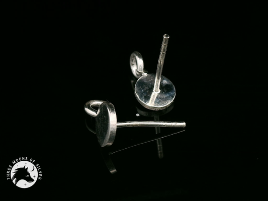 Elegant Flat Silver Stud Earrings 6mm