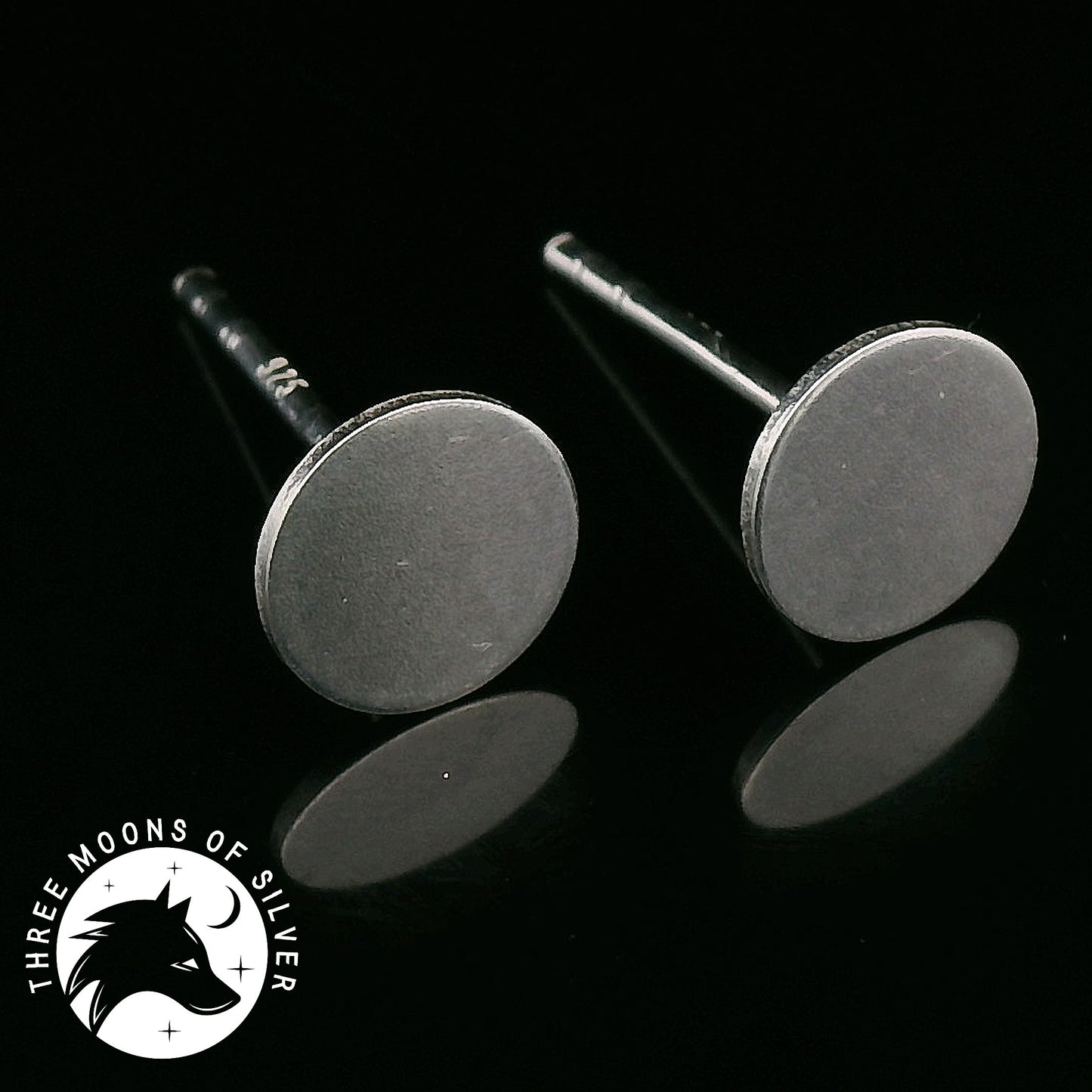 Elegant Silver Flat Stud Earrings 6mm