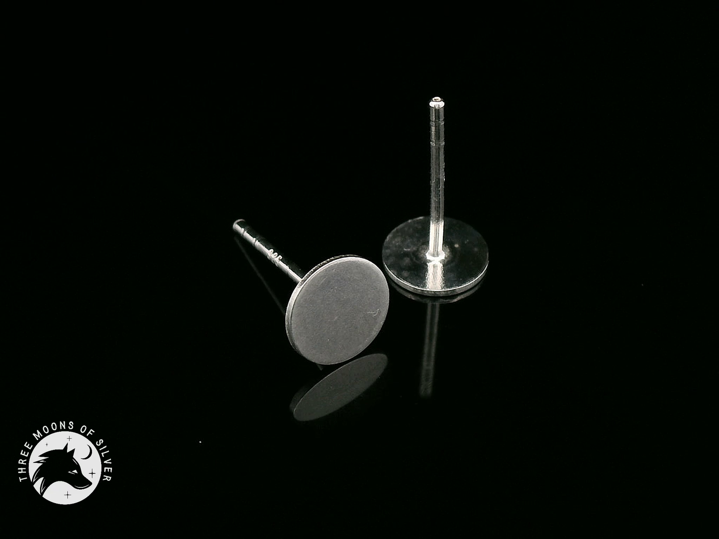 Elegant Silver Flat Stud Earrings 6mm