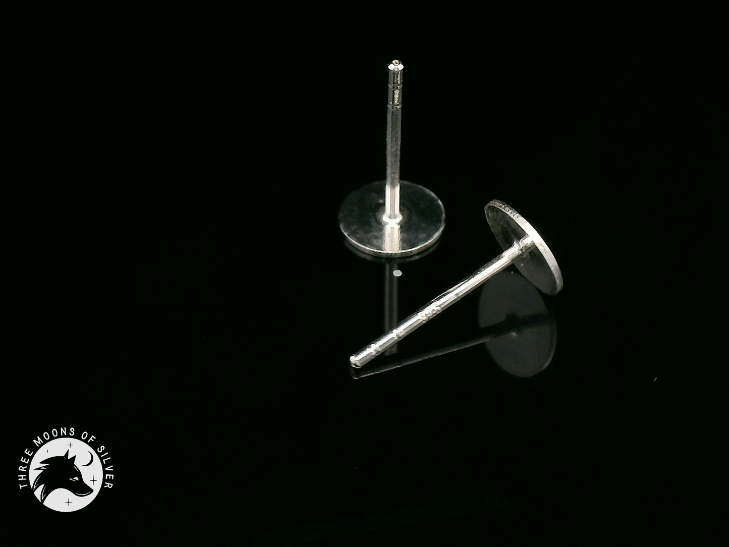 Elegant Silver Flat Stud Earrings 6mm