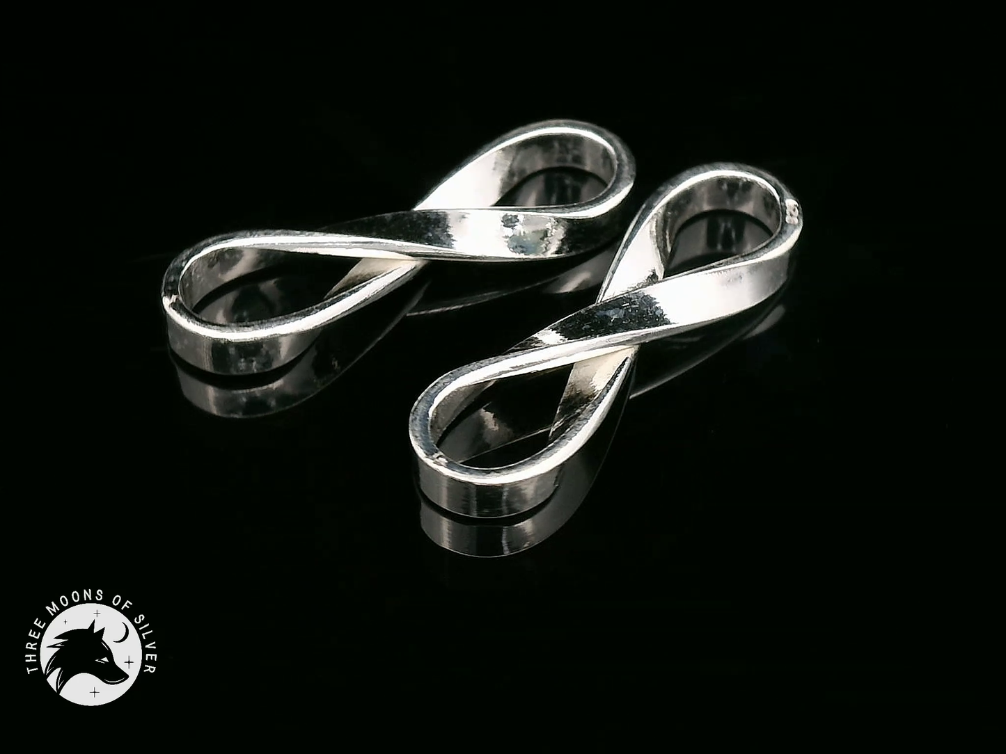 Elegant Silver Infinity Symbol Drop Earrings 19mm