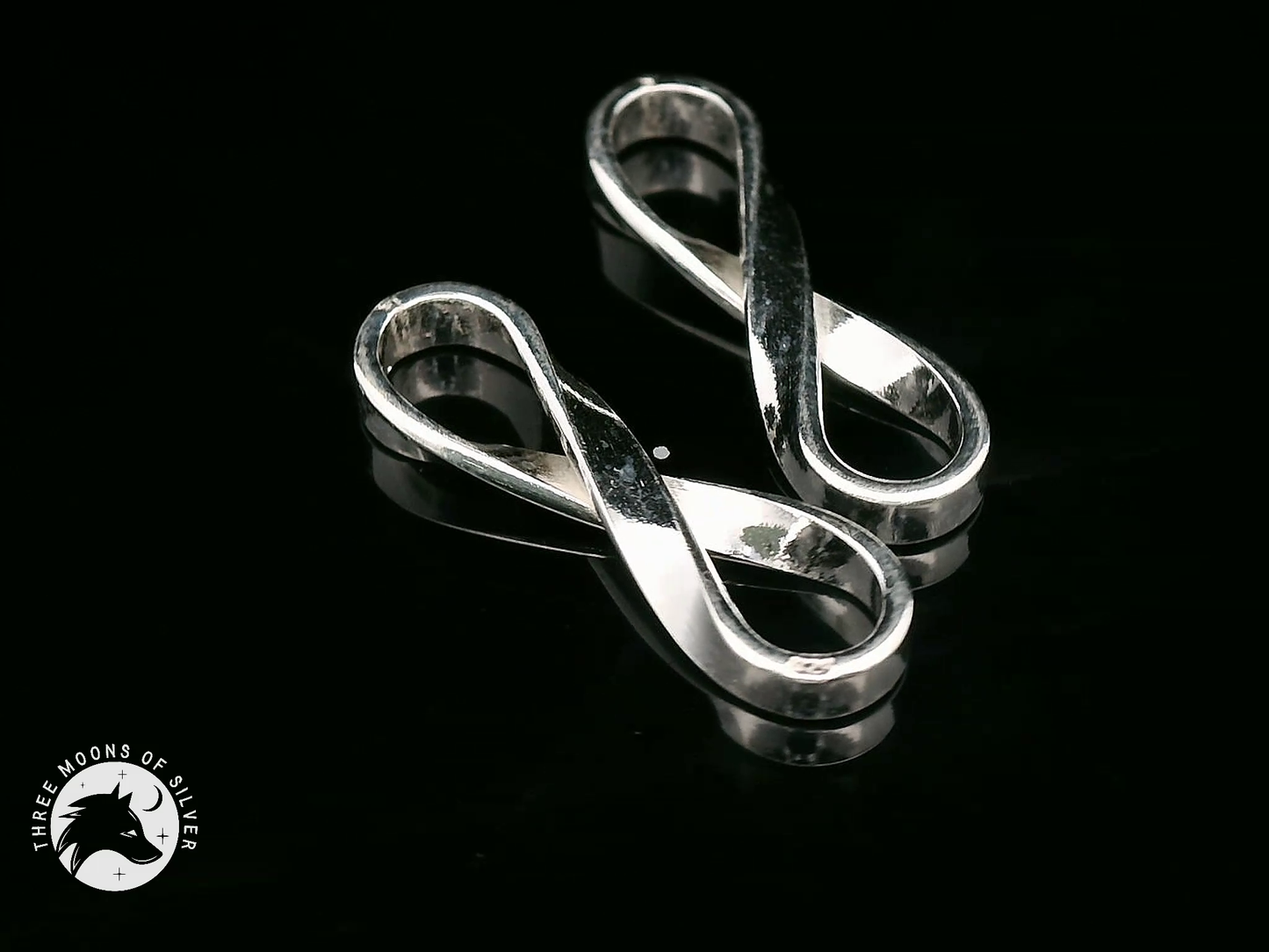 Elegant Silver Infinity Symbol Drop Earrings 19mm