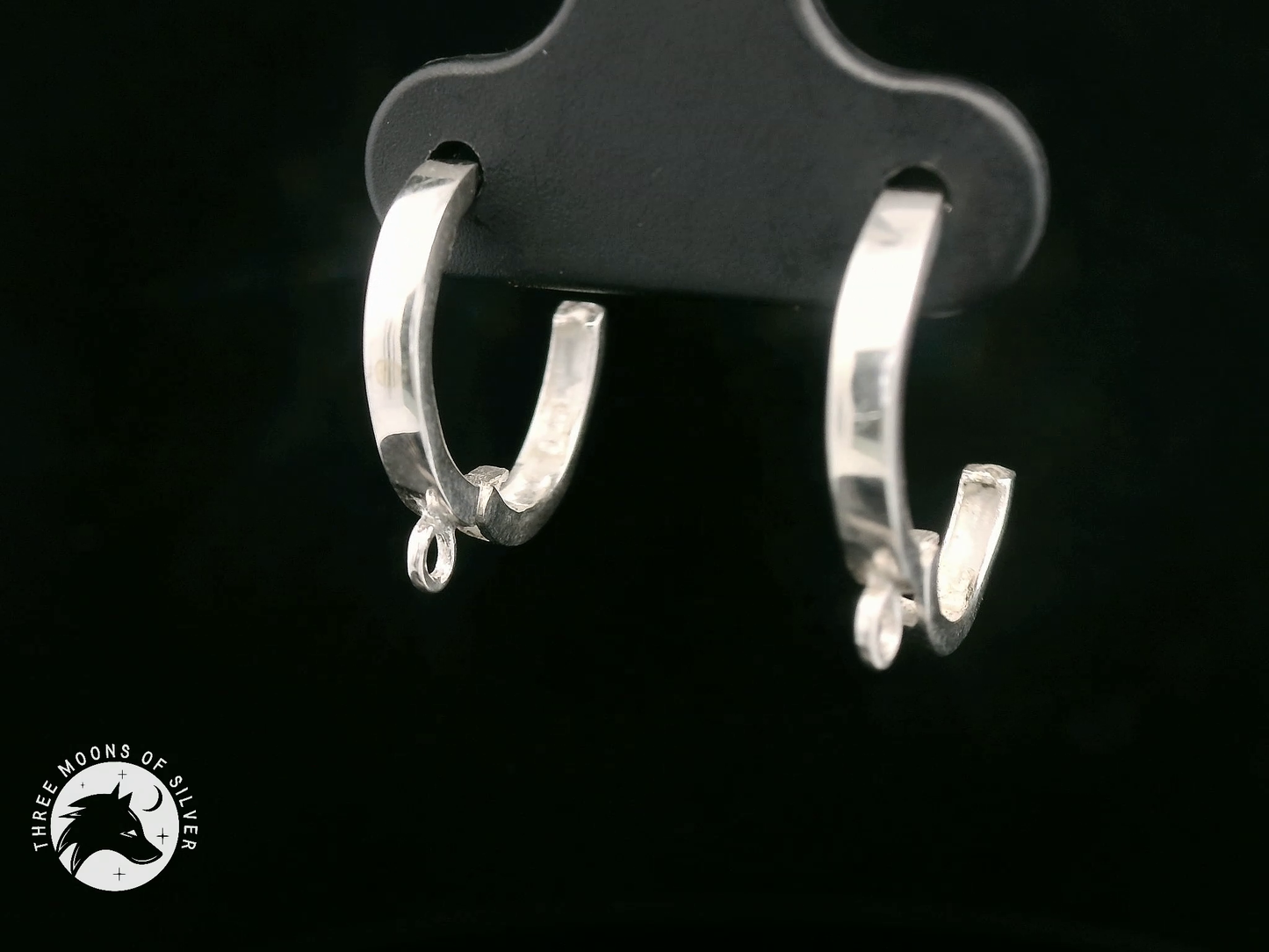 Elegant Silver Hoop Earrings 15mm