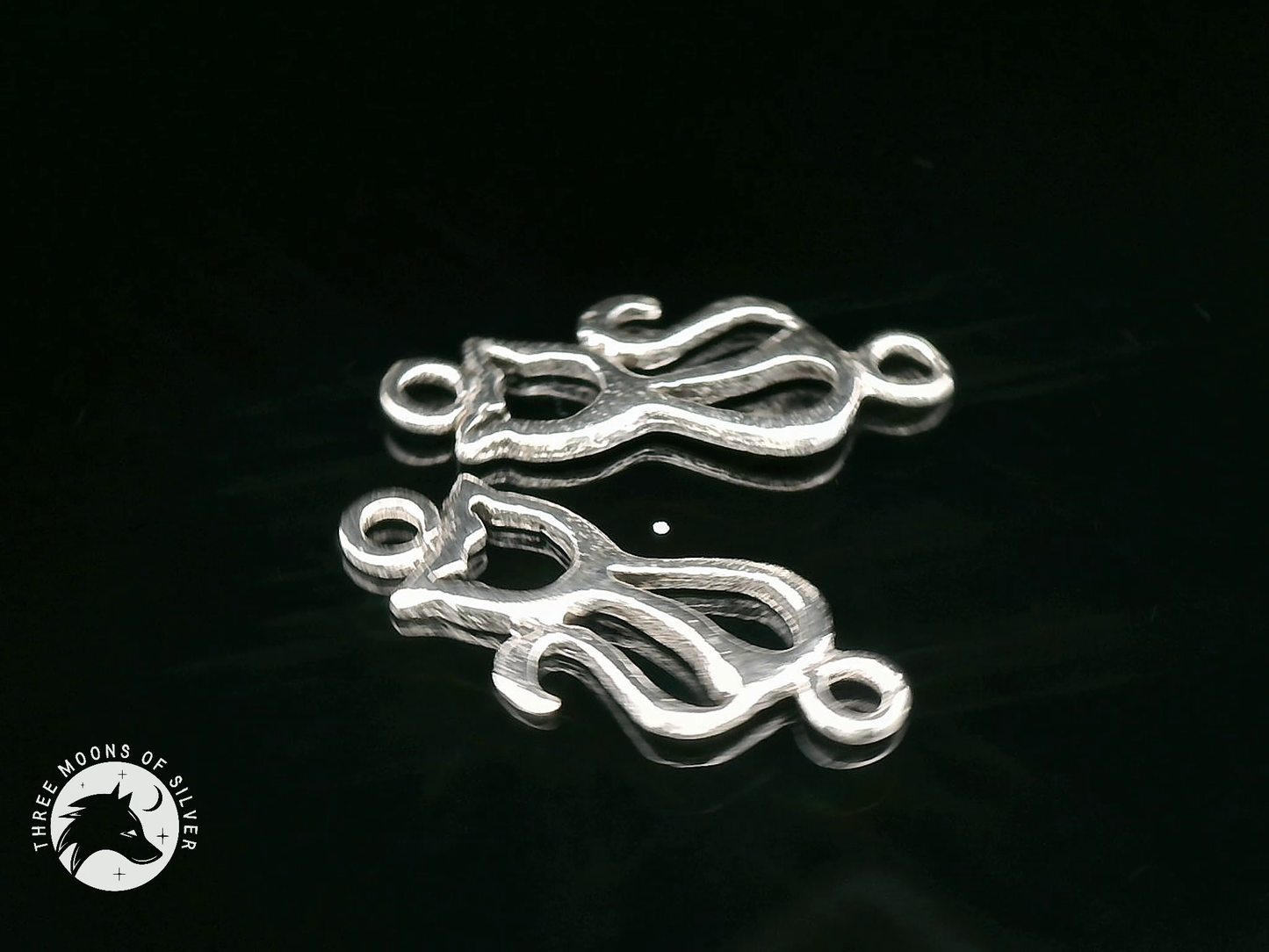 Silver Cat Connectors 18mm