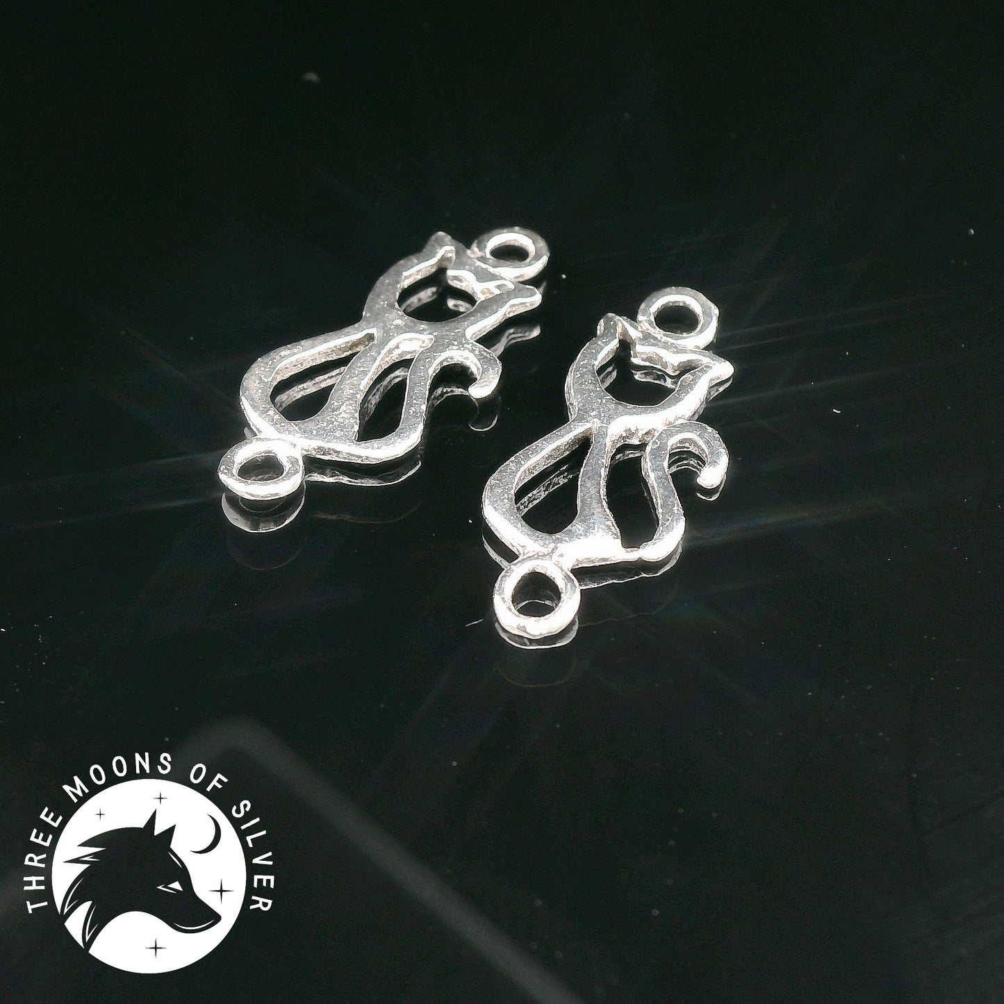 Silver Cat Connectors 18mm