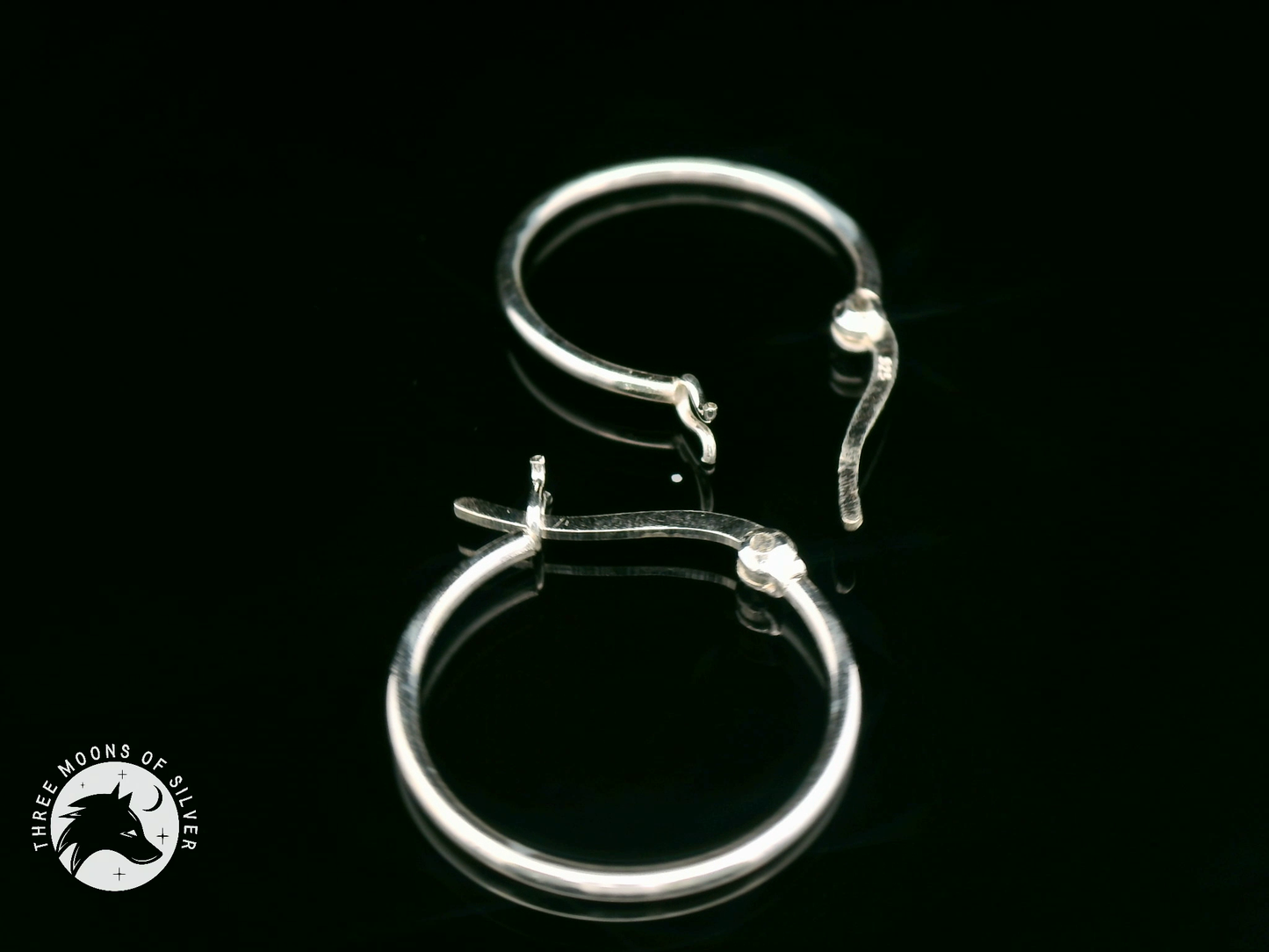 Elegant Silver Hoop Earrings 20mm