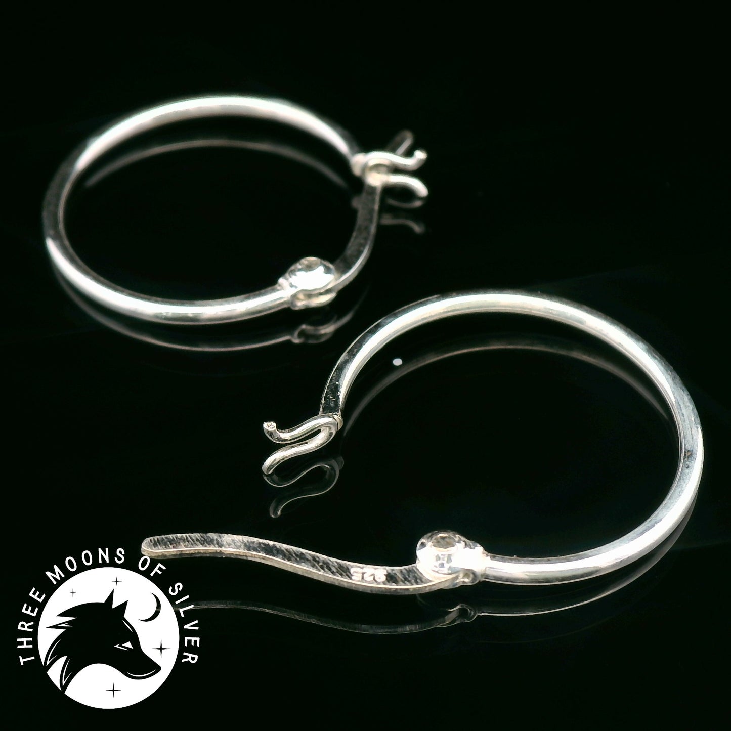 Elegant Silver Hoop Earrings 20mm