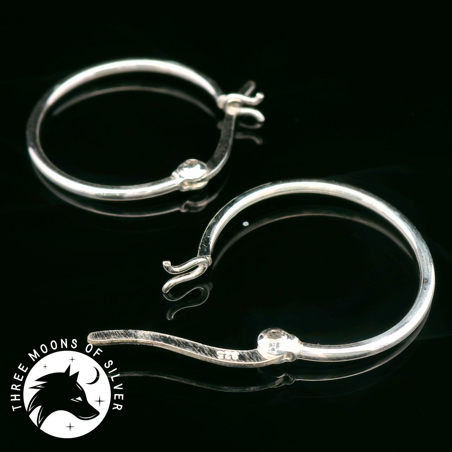 Elegant Silver Hoop Earrings 20mm