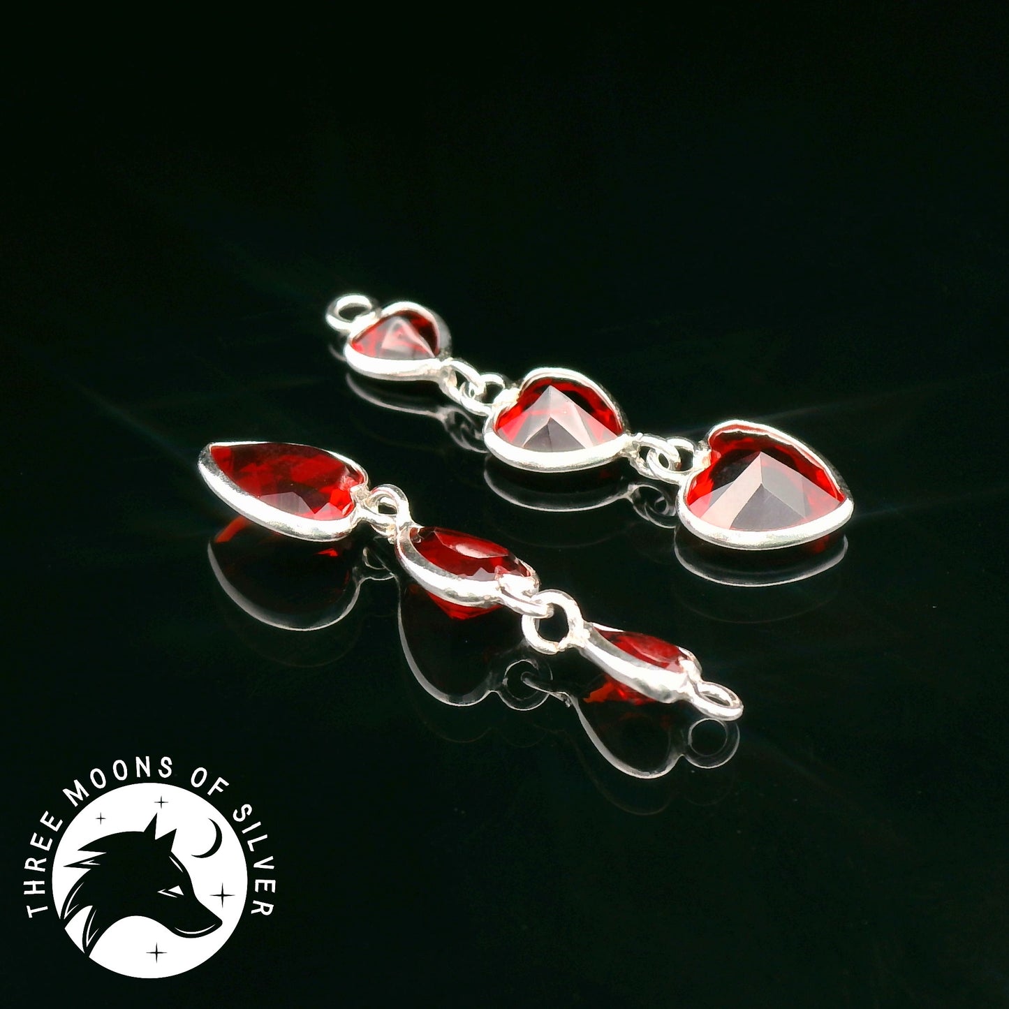 Heart-Shaped Red Crystals Dangle Earrings 25mm