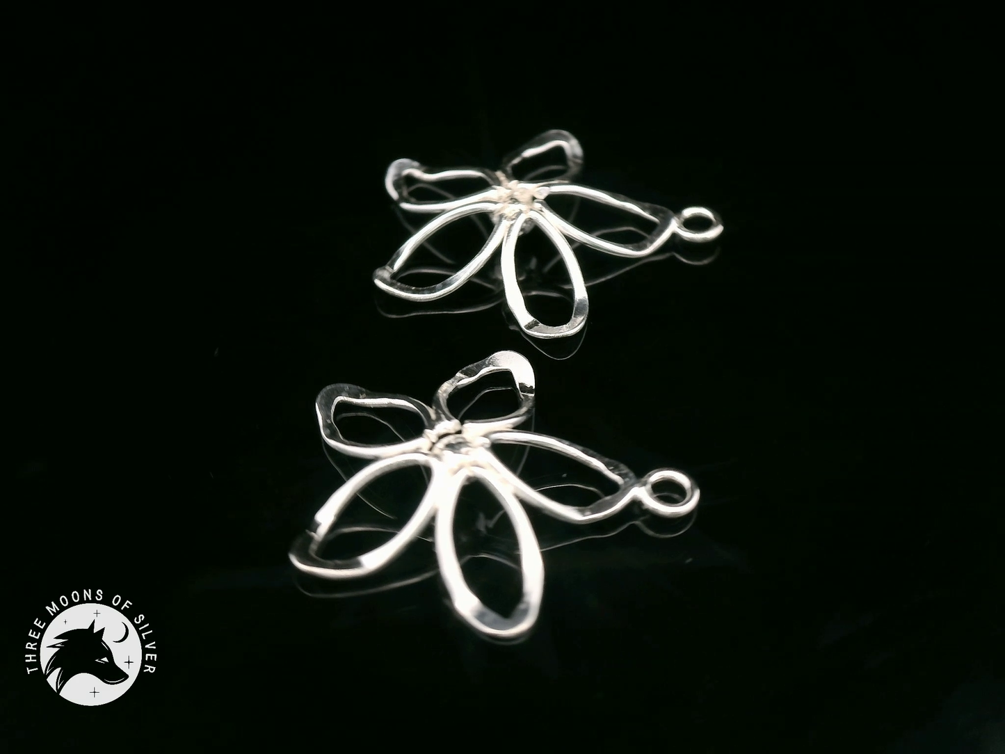 Elegant Silver Flower Drop Earrings 20mm