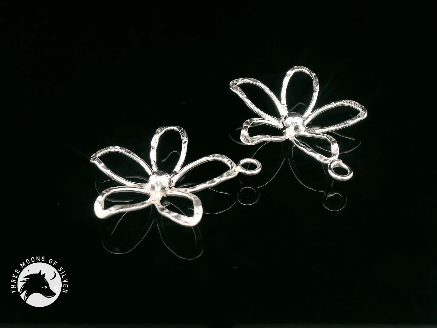 Elegant Silver Flower Drop Earrings 20mm
