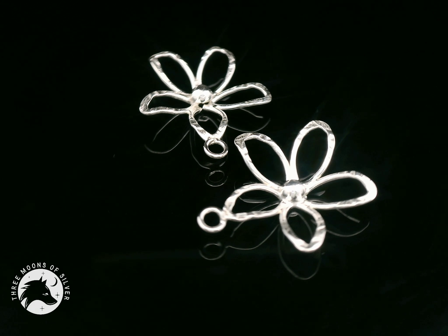 Elegant Silver Flower Drop Earrings 20mm