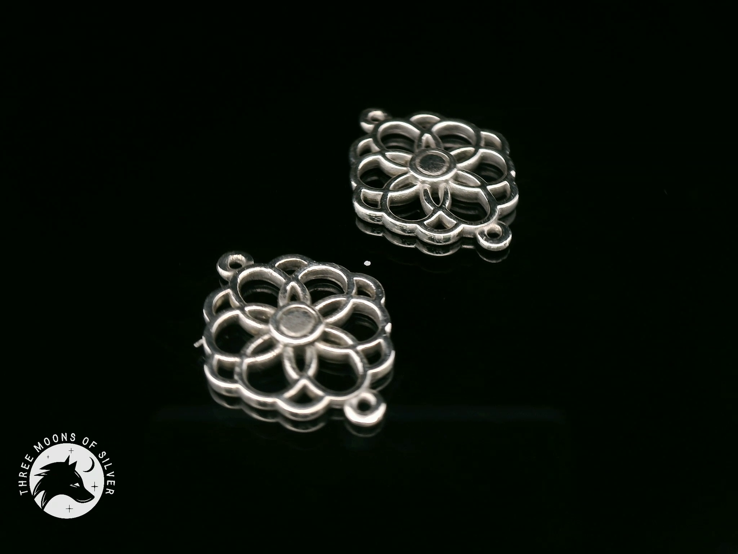 Elegant Silver Filigree Connectors 19mm