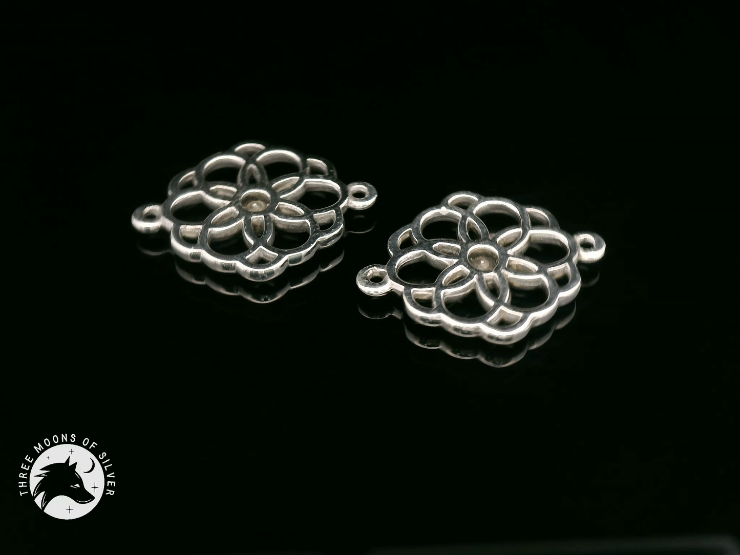 Elegant Silver Filigree Connectors 19mm