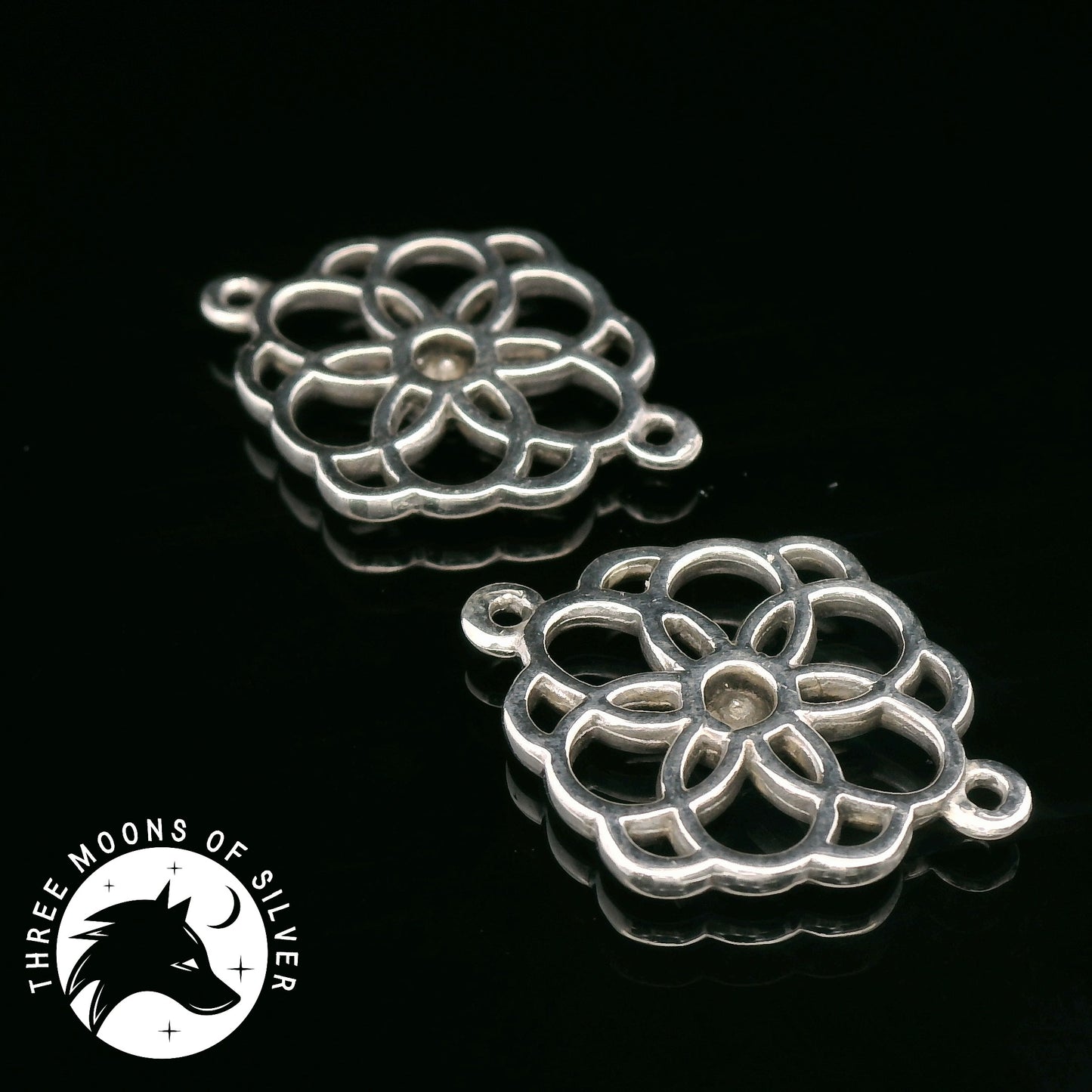 Elegant Silver Filigree Connectors 19mm
