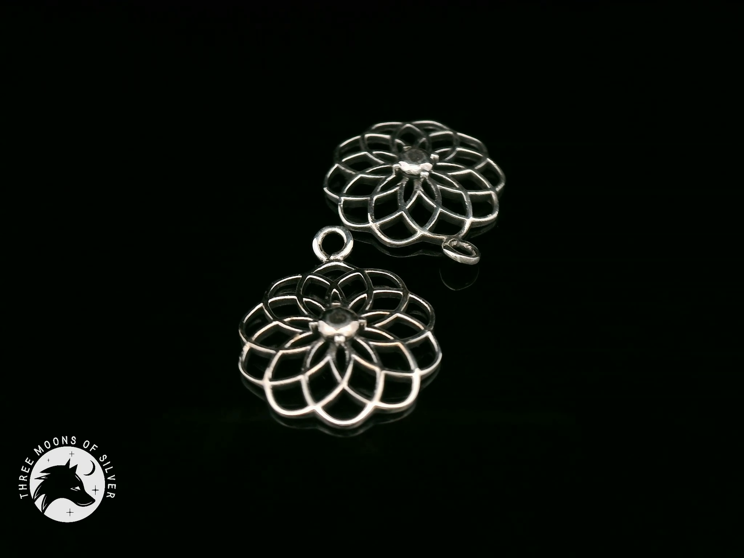 Elegant Silver Flower Drops Earrings 18mm