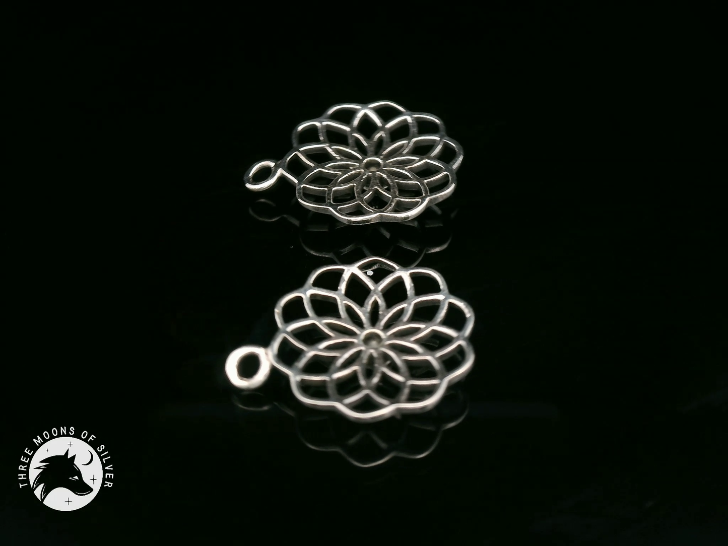 Elegant Silver Flower Drops Earrings 18mm