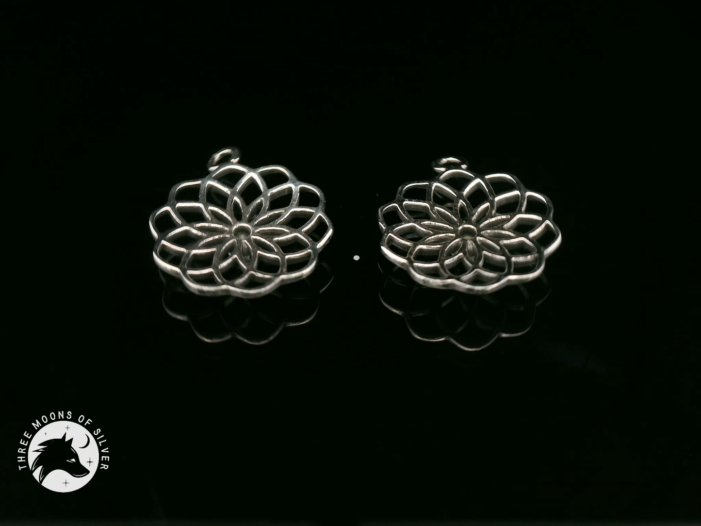 Elegant Silver Flower Drops Earrings 18mm