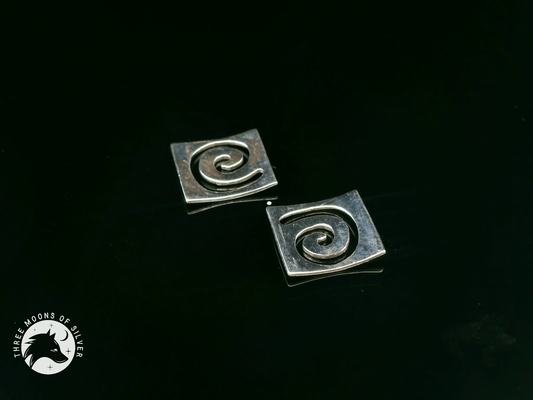 Elegant Silver Drop Earrings 10mm