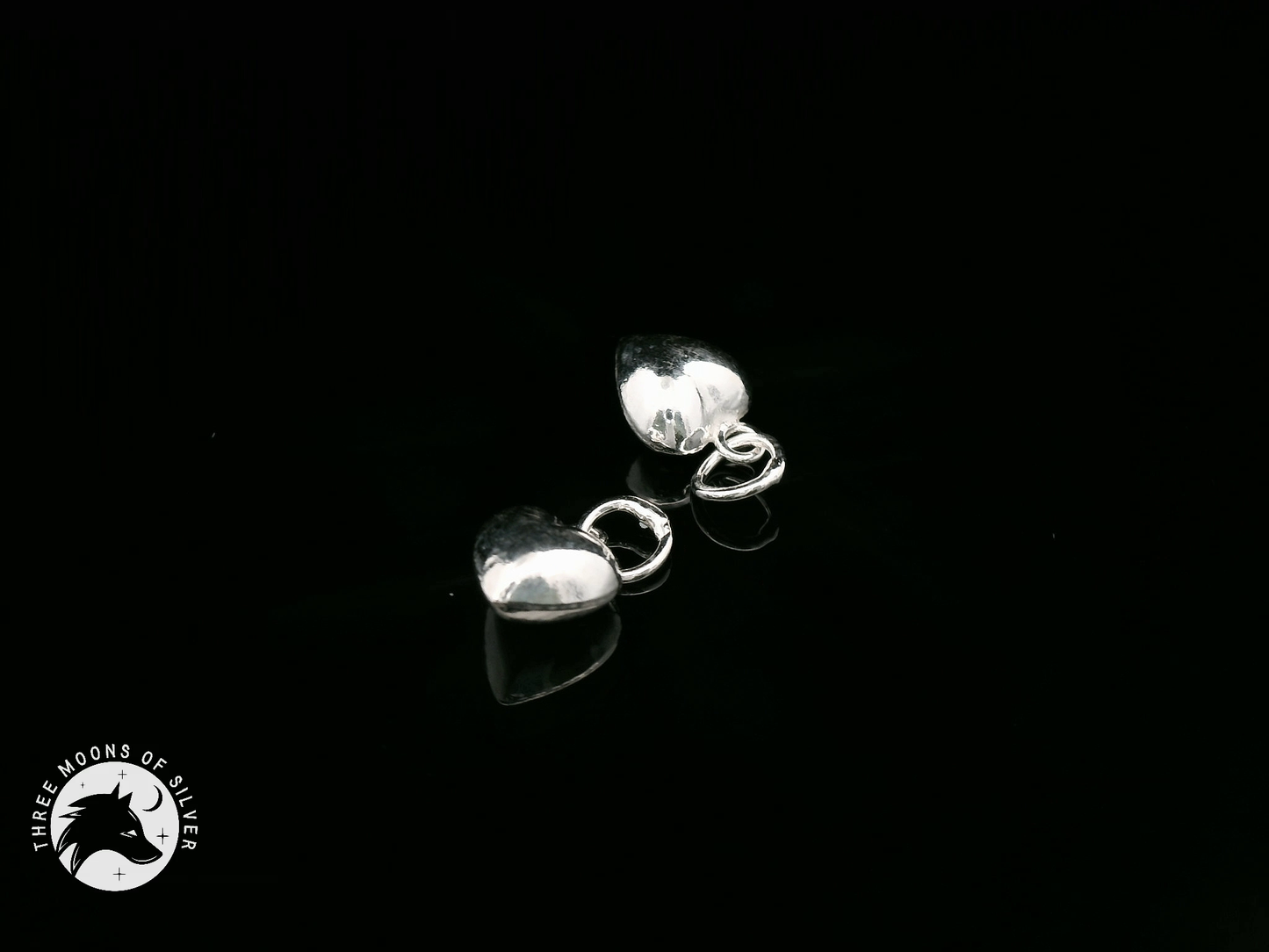 Elegant Heart-Shaped Charms 10mm