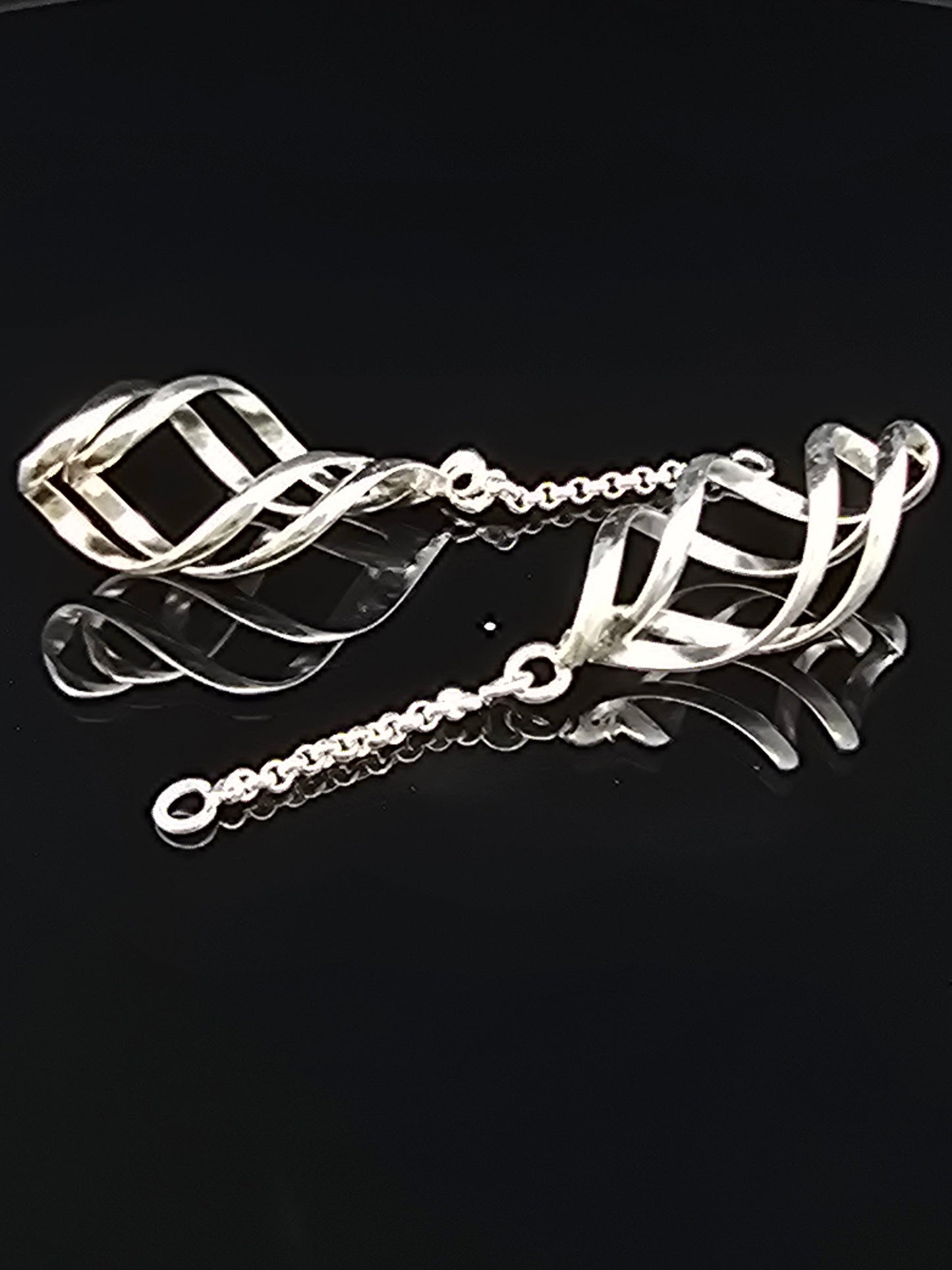 Elegant Chain Dangle with Spiral Ending 45mm
