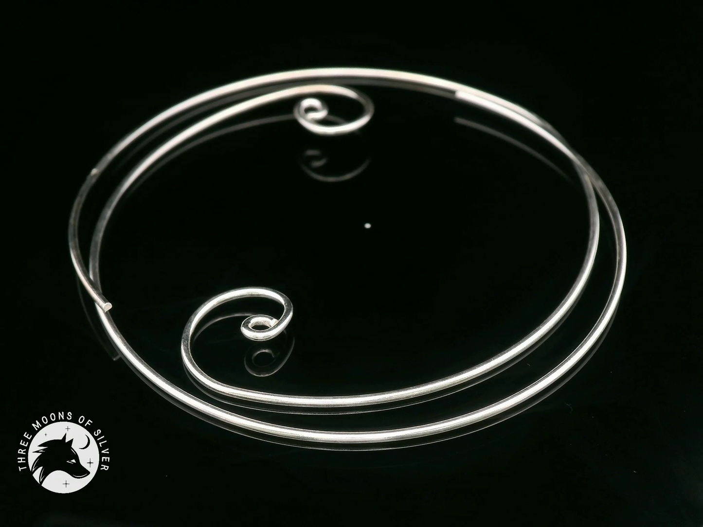 Hoop Earrings with Spiral