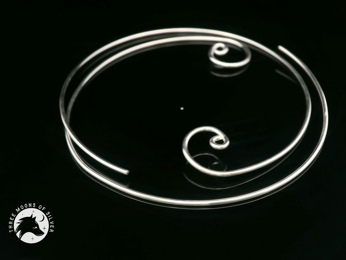 Hoop Earrings with Spiral