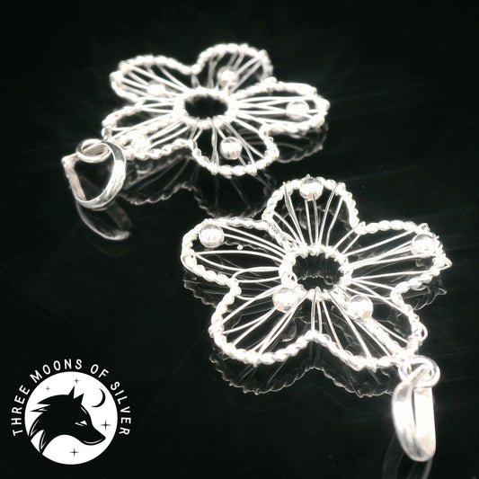 Elegant Flower Earrings Pendants