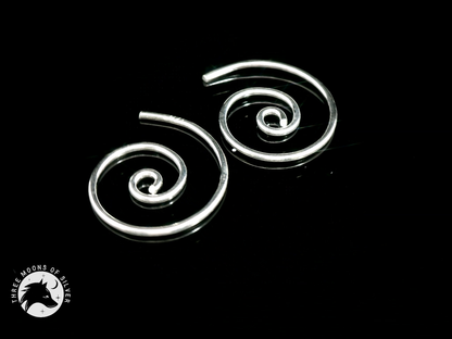Elegant Silver Spiral Earrings 15mm