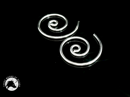Elegant Silver Spiral Earrings 15mm