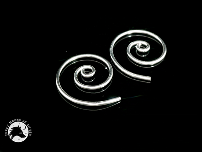 Elegant Silver Spiral Earrings 15mm