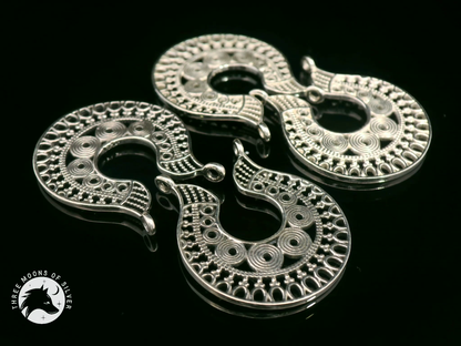 Exquisite Silver Hoop Earrings 25mm