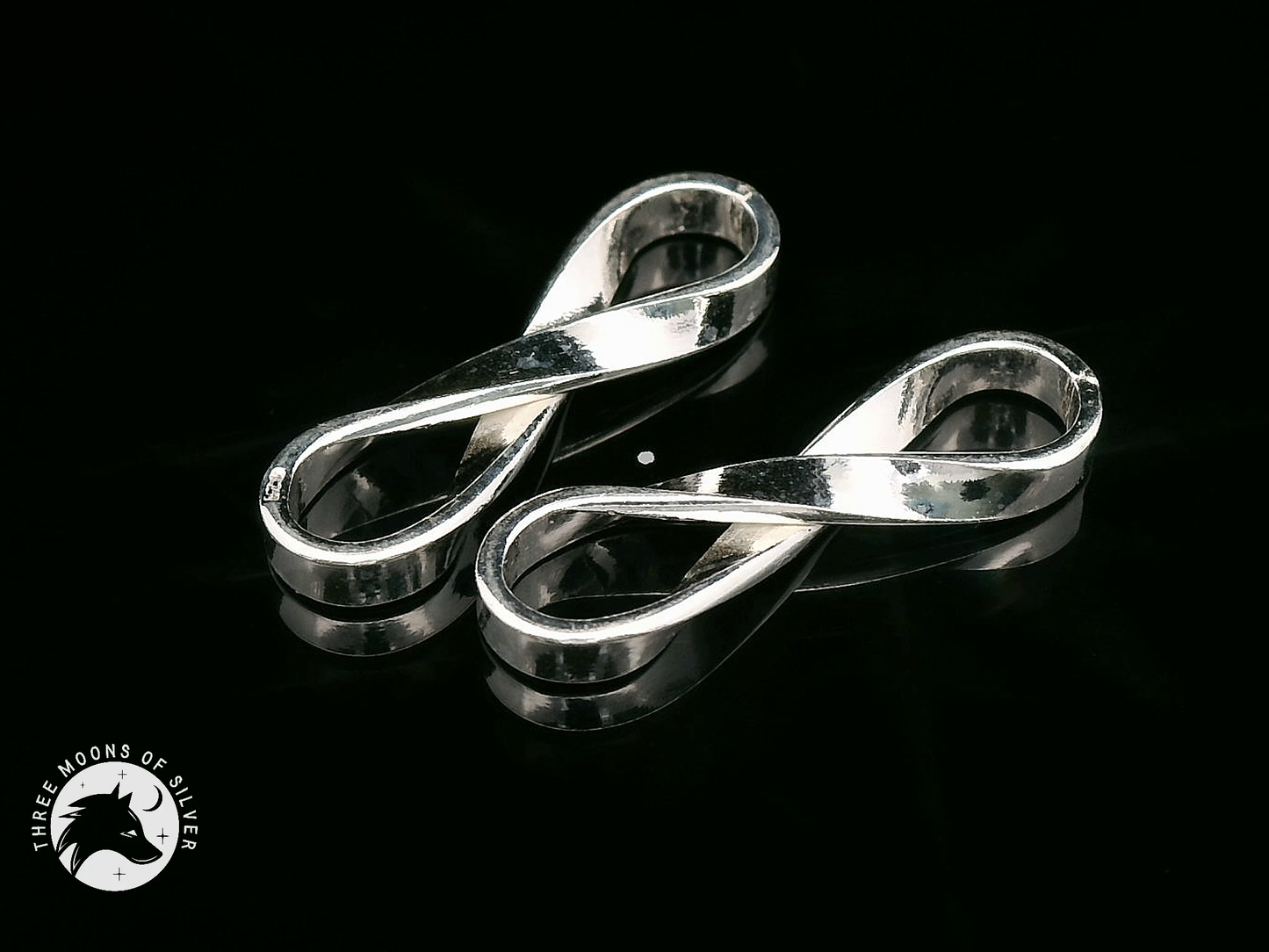 Elegant Silver Infinity Symbol Drop Earrings 19mm
