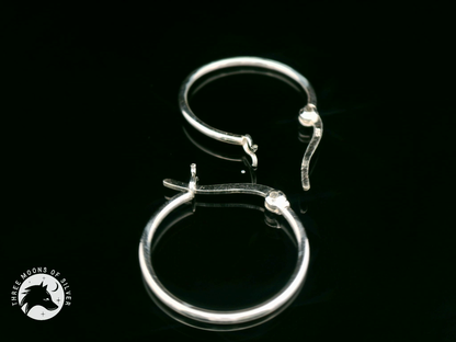 Elegant Silver Hoop Earrings 20mm