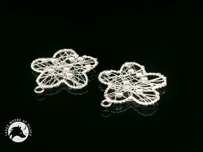 Elegant Flower Silver Drops Earrings 22mm