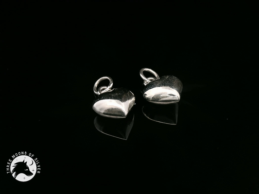 Elegant Heart-Shaped Charms 14mm
